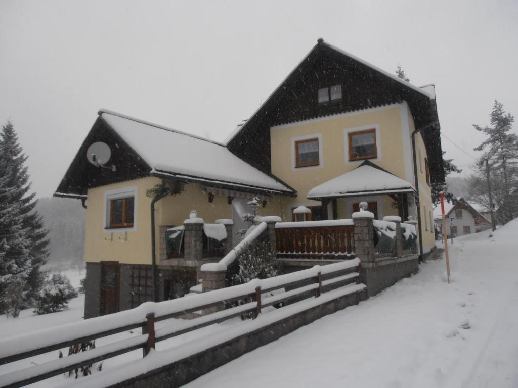 Ferienwohnung Hillbrand Bad Goisern Dış mekan fotoğraf